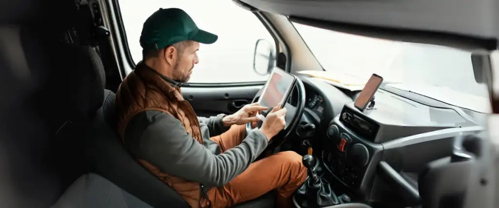 Guide to Truck GPS Navigation Systems for Fleet Efficiency