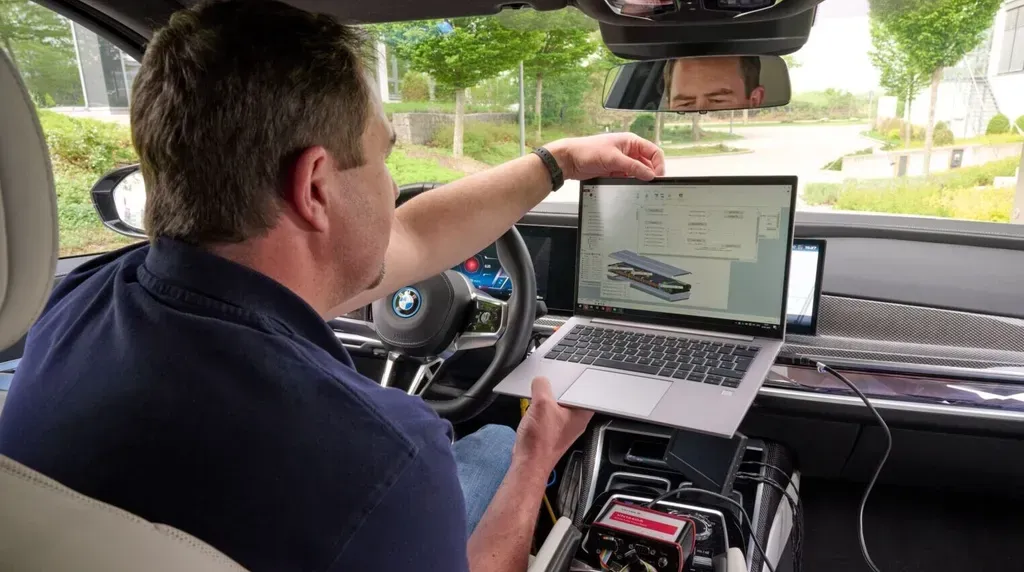BMW Integrates Solid Power Solid-State Cells in i7 Prototype