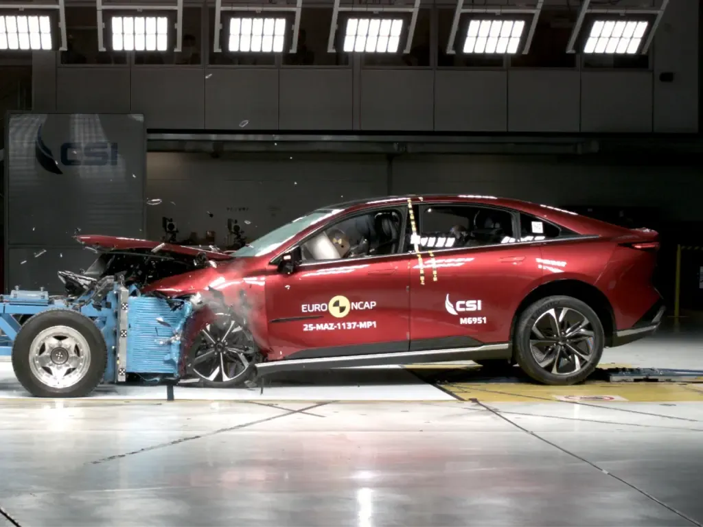 Mazda 6e earns five-star ANCAP safety rating
