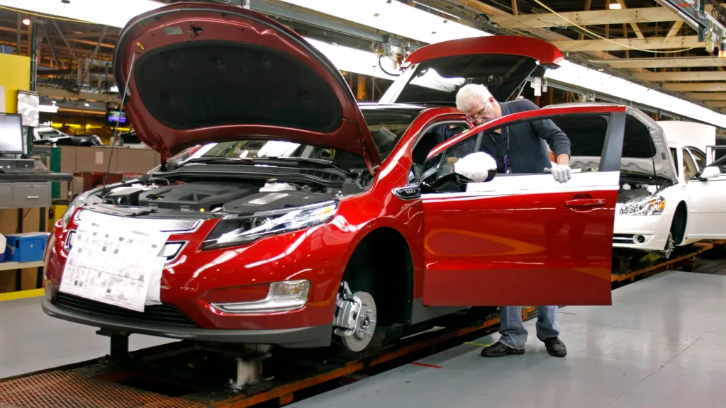 GM confirms plans to add hybrid models to its US line-up