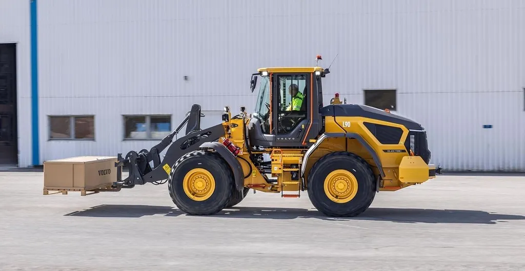 Volvo L90 Electric tested in 24/7 production