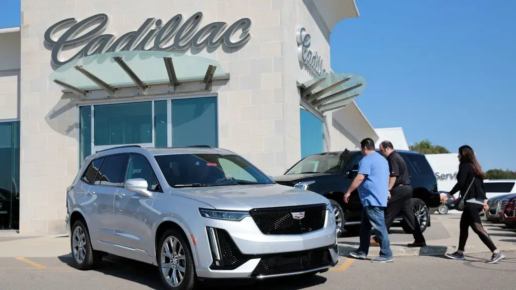 GM to End Cadillac XT6 Production, Extend XT5 Manufacturing