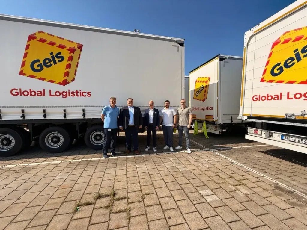 KRONE delivers 30 trailers to Geis by rail, saving 12 tonnes of CO2