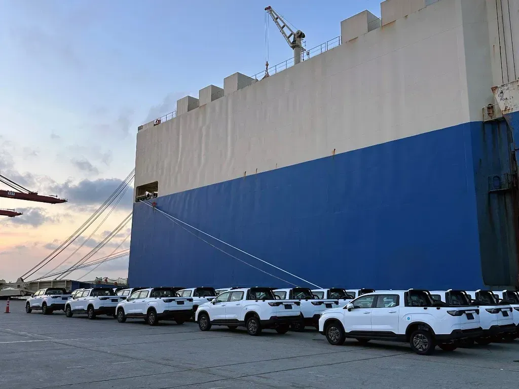 Geely Riddara Begins Middle East Shipments of RD6 PHEV Pickups