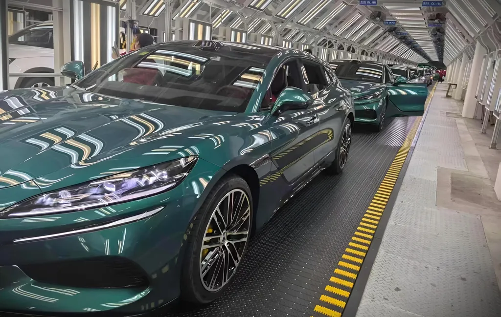 Denza says Z9 GT has received tens of thousands of orders