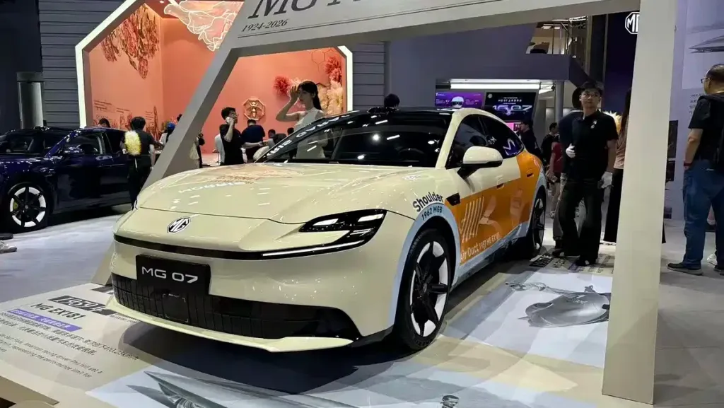 MG 07 launched in China with PHEV and EV versions