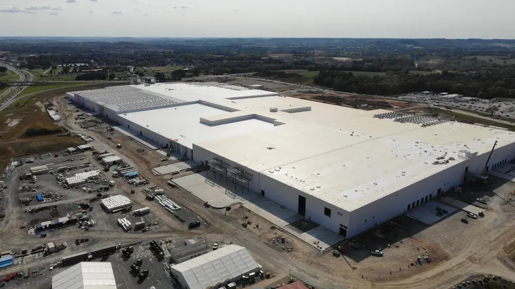 Ultium Cells to Upgrade Tennessee Plant for LFP EV Batteries