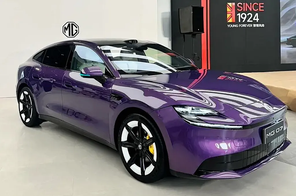 MG 07 electric fastback reaches Chinese dealerships ahead of pre-sales