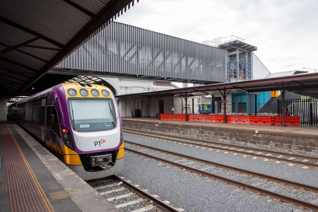 Ballarat Station overpass and accessibility upgrades