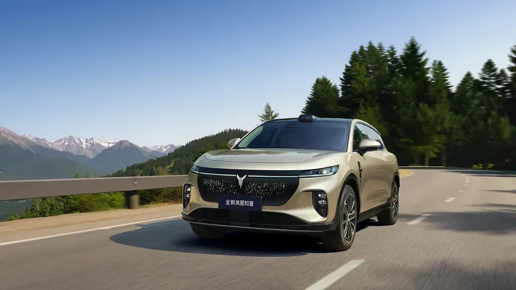 Updated Voyah Courage SUV Presales Start in China at $30,640