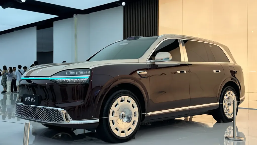 HIMA launches upgraded Aito M9 SUV in China with electric powertrain
