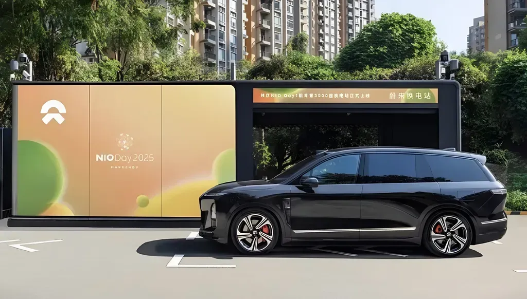 Nio Unveils 2026 ES8 Electric SUV Priced from $42,000 in China