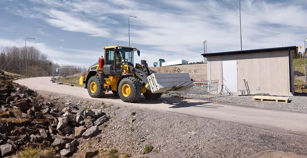 Wasa Åkarn reports on Volvo L90 Electric operation