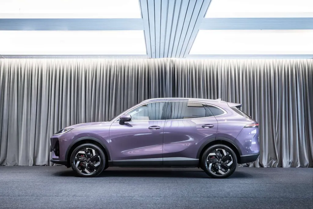 Lepas reveals 440km L6 electric SUV for Australia