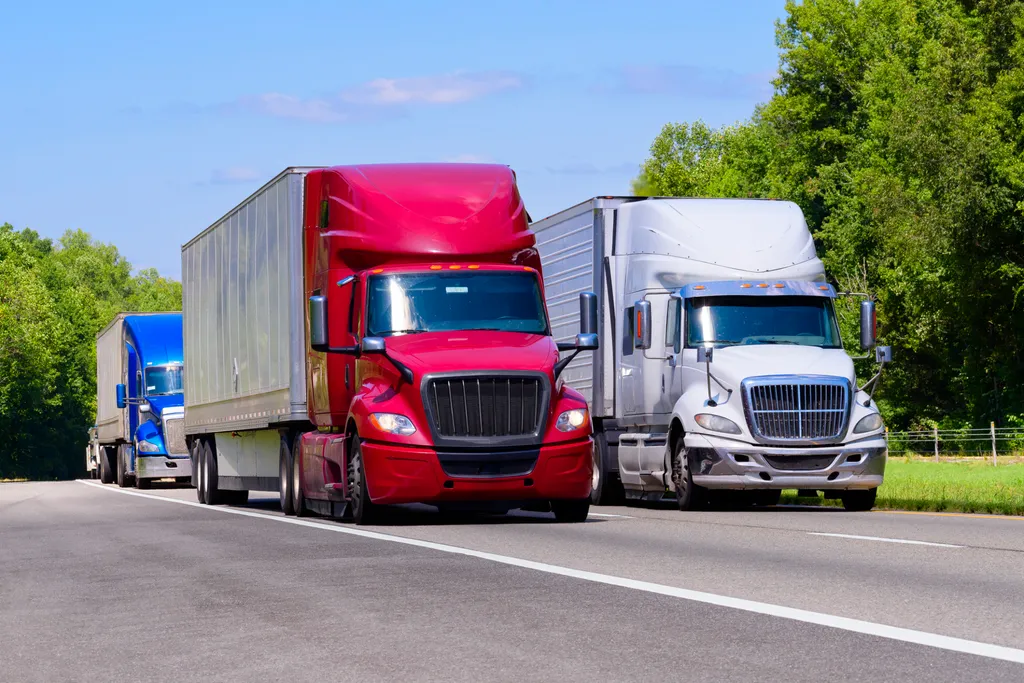 North American Class 8 orders surge as freight markets strengthen