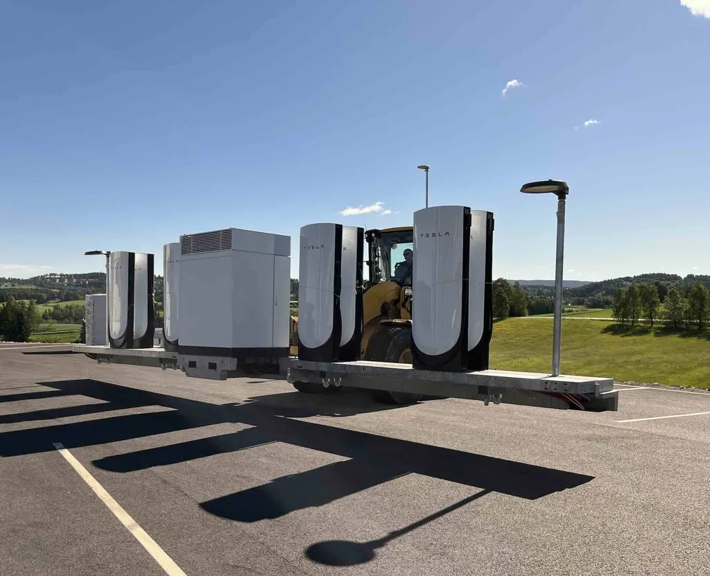 Tesla deploys 500 kW V4 superchargers in Norway