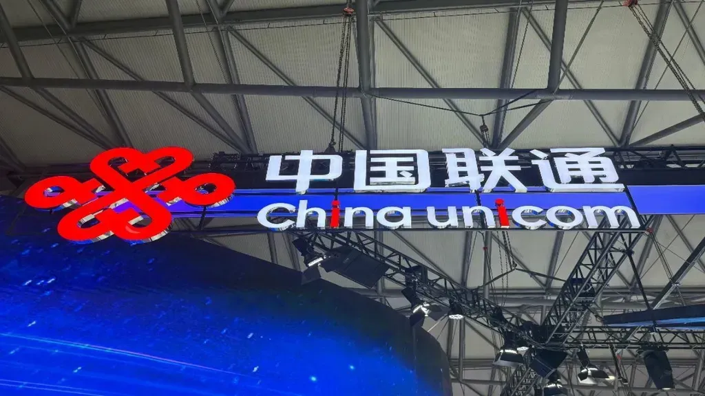 China Unicom Reports H1 Profit Growth Amid Cost Reduction