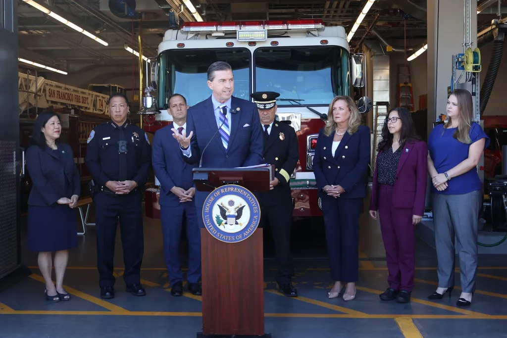 US bill would require NHTSA safety standards for autonomous vehicles