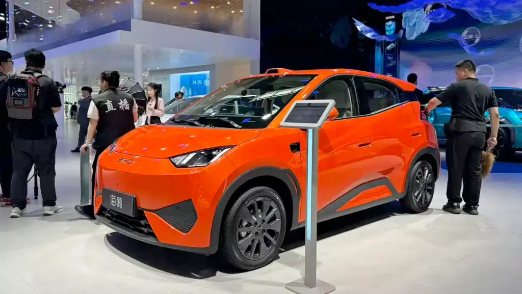 2026 BYD Seagull Debuts with Extended Range, LiDAR