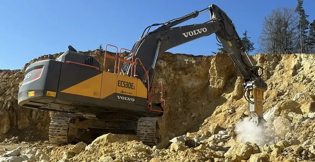 Sebald Zement Integrates Volvo EC530E Excavator in Quarry