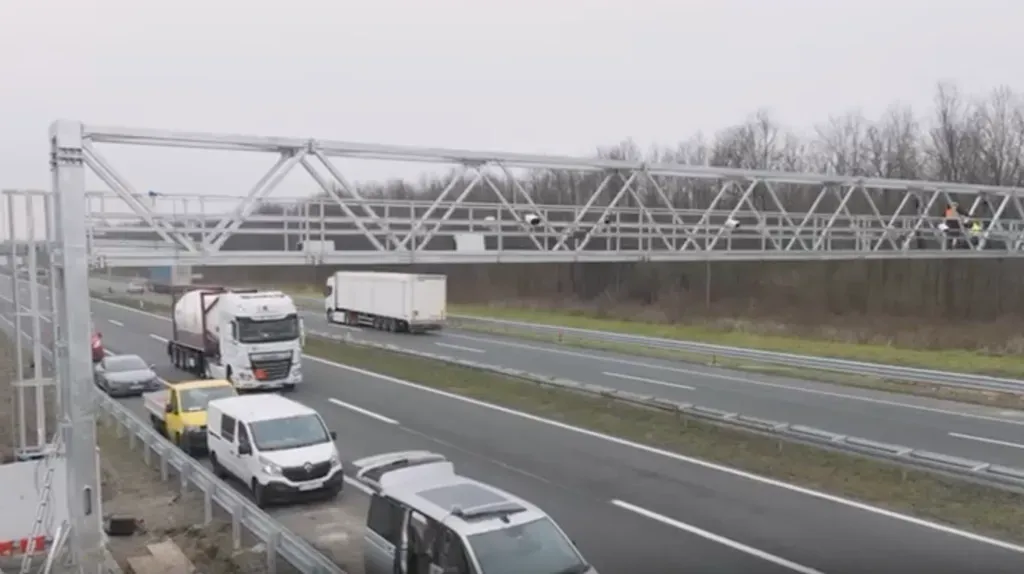 SkyToll installs first Crolibertas toll gate in Croatia