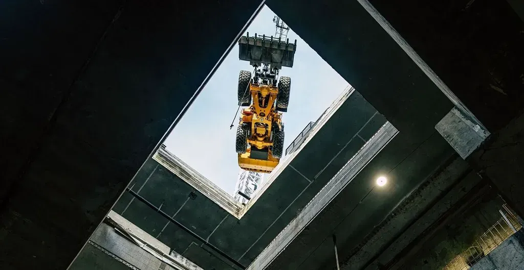 Volvo L120 Electric Operates in Munich Underground Project