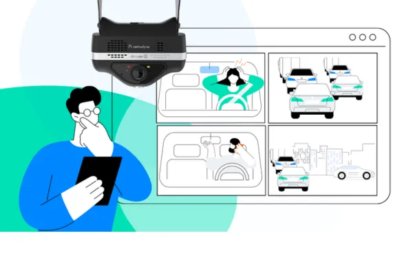 Driver•i AI dash camera integrated into IntelliShift