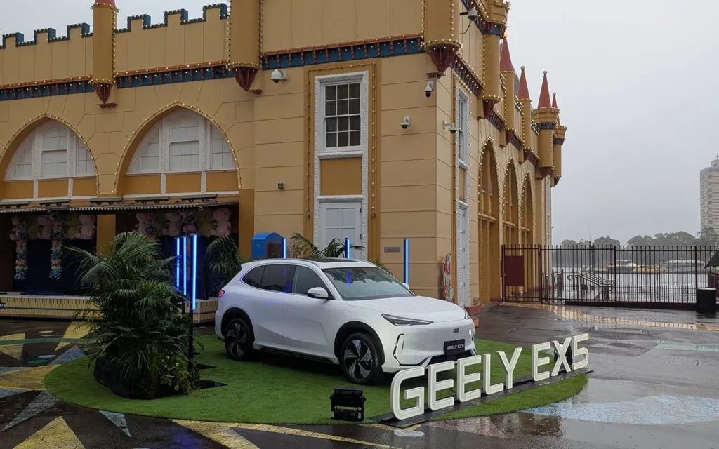 Geely extends $2,500 incentive on EX5 SUV