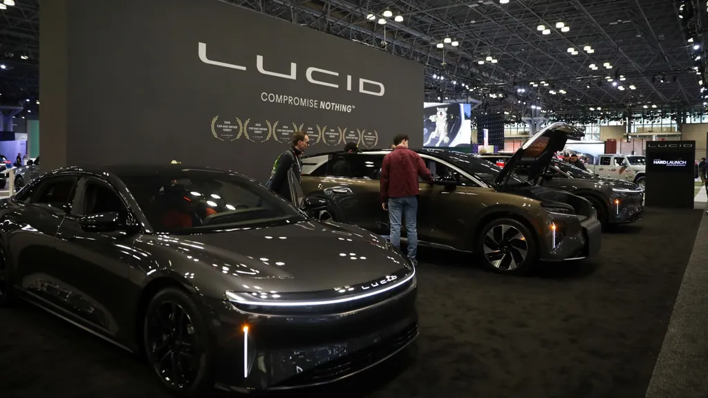 Lucid to cut 18% of US workforce as COO leaves and Arizona shift ends