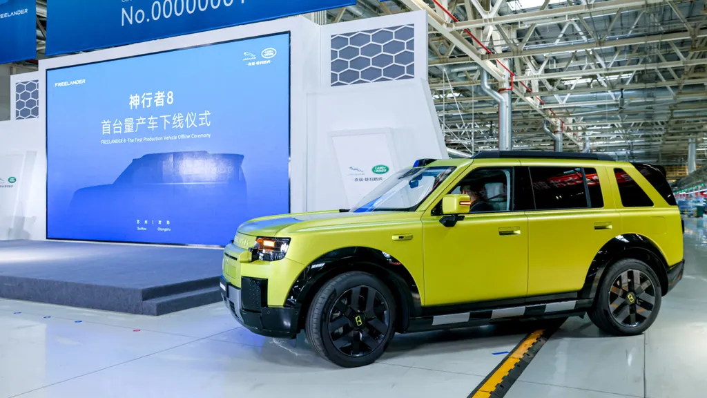 Freelander 8 extended-range electric SUV enters production in China