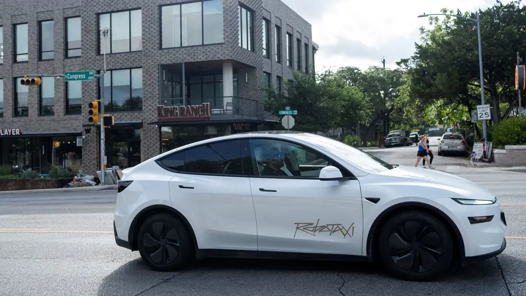 Tesla Robotaxi fleet in Texas smaller than Waymo's