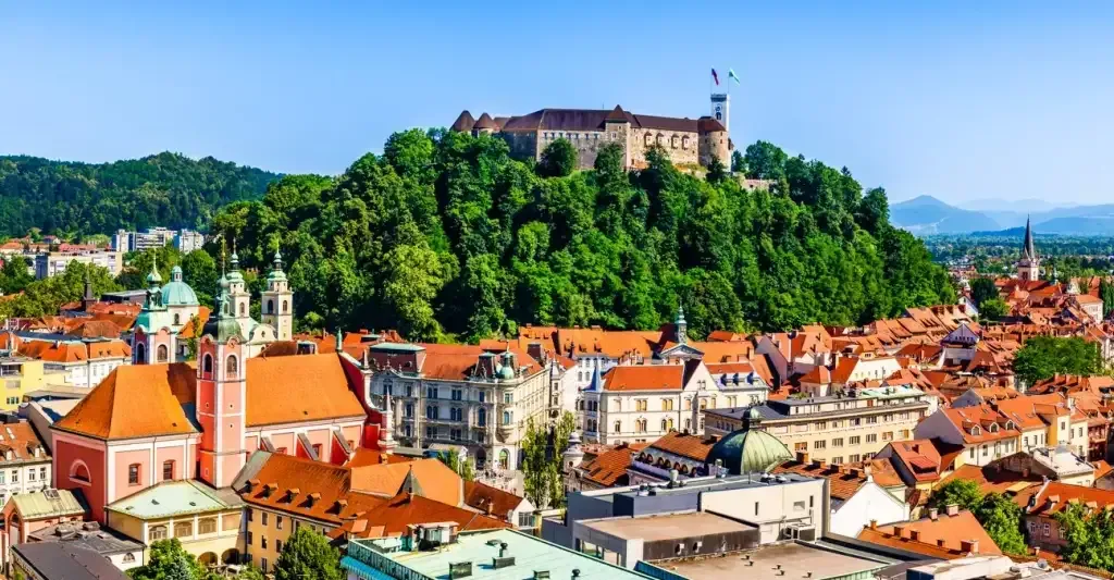 Q-Free and DARS to Deploy RSUs for Volkswagen Traffic Data in Slovenia