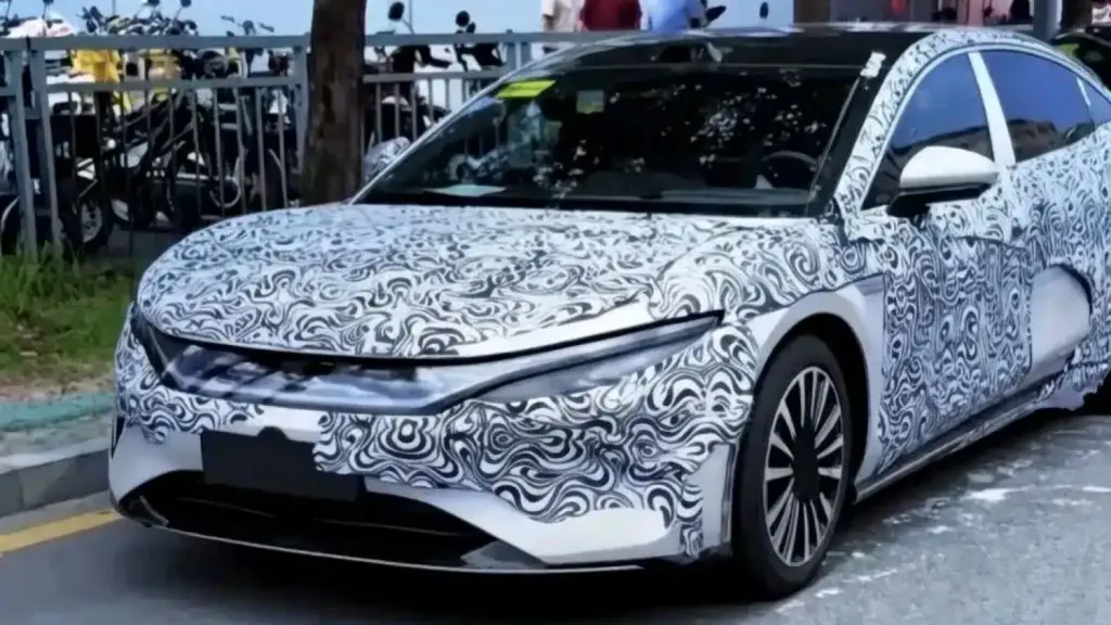 BYD seeks public input on flagship sedan name