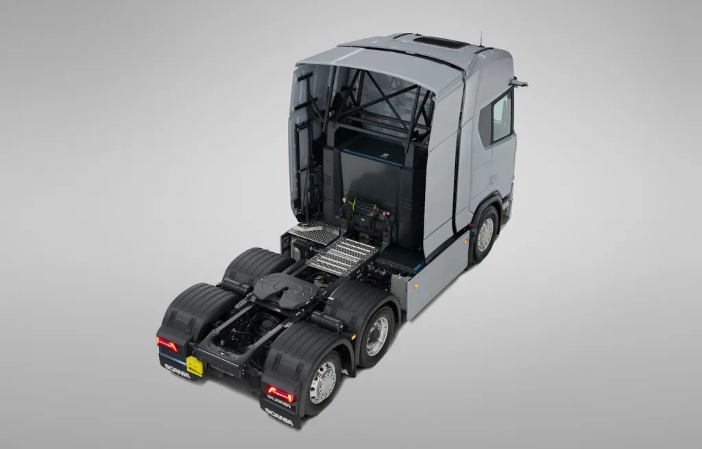 Scania adds batteries to extend electric long-haul truck range to 720 km