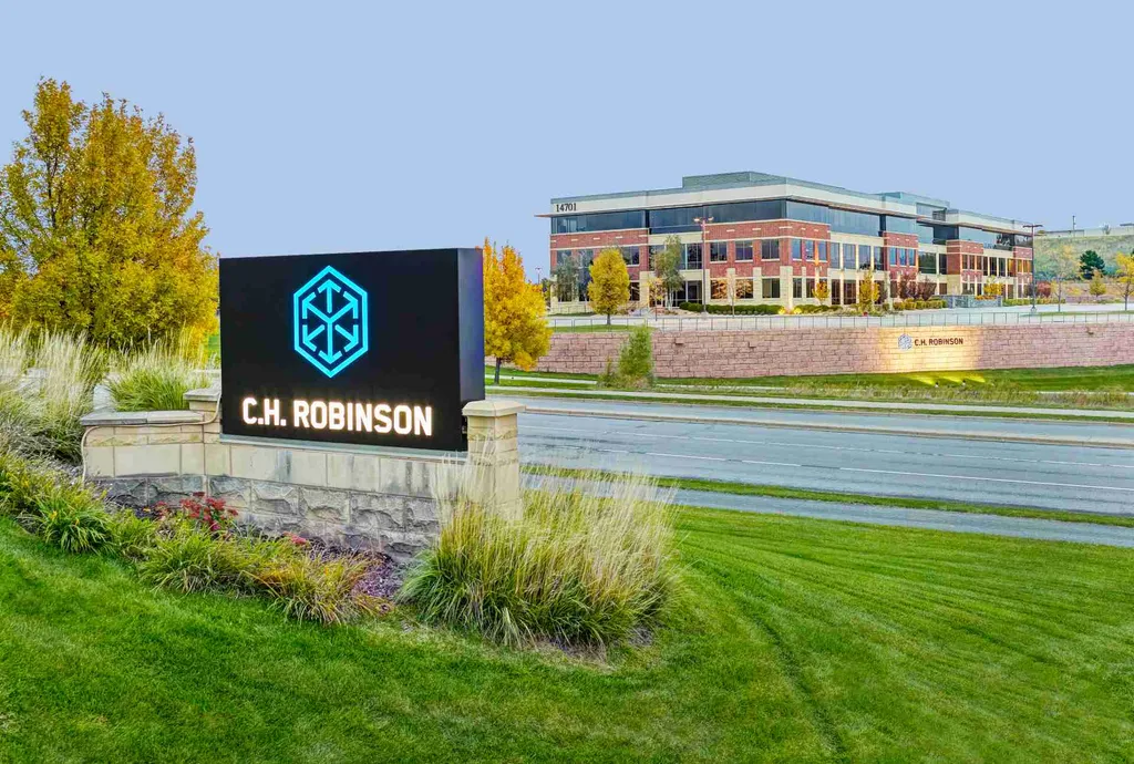 C.H. Robinson faces $604m verdict over fatal truck crash