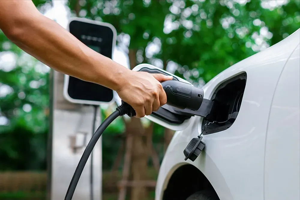 WEX Expands US EV Charging Network Through New Partnerships