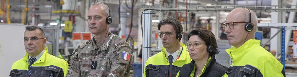 French Army Chief visits Renault Trucks plant