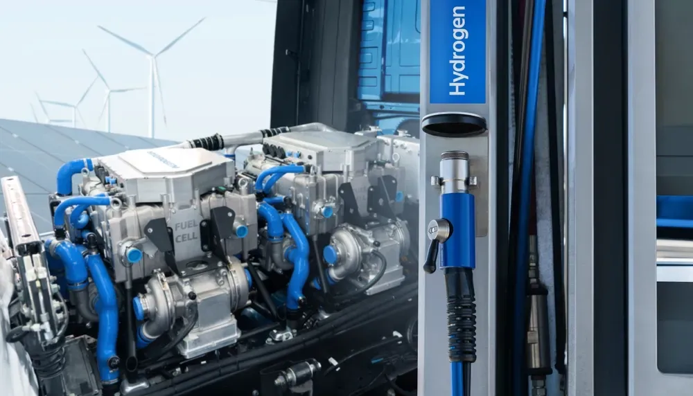 UK hydrogen projects advance, with calls for heavy-vehicle infrastructure