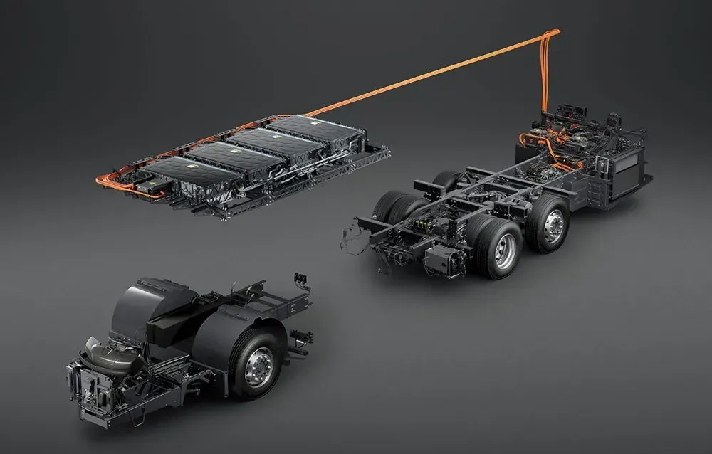 Scania Introduces Three-Axle Low-Entry Electric Bus Model