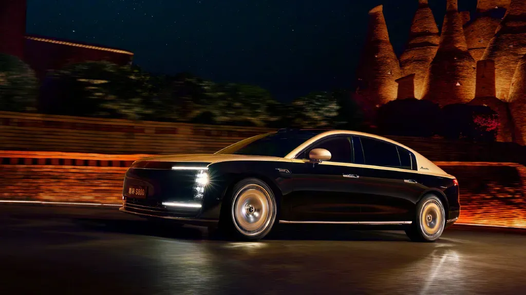 Maextro S800 Leads China Luxury Sedan Sales