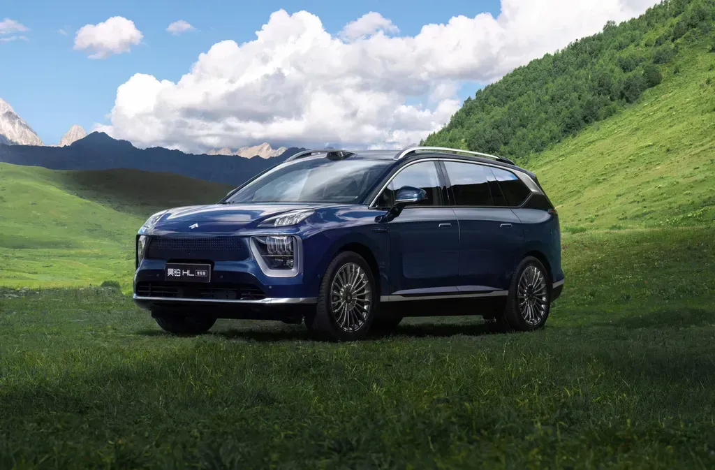 GAC Launches Hyptec HL EREV with Advanced Battery and Systems