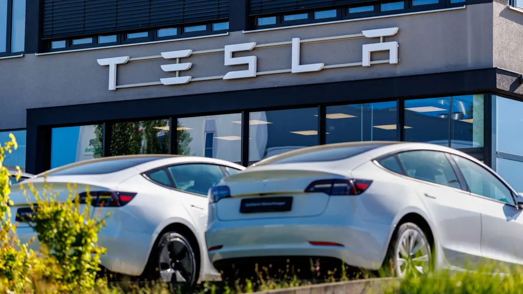 Tesla reports 480,126 vehicle deliveries in second quarter