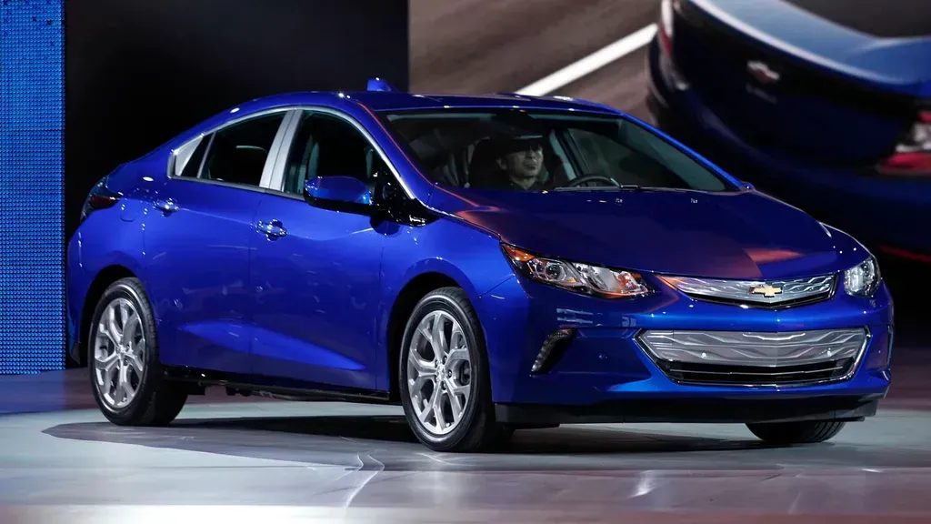 General Motors Shifts Product Lineup to Include Plug-In Hybrid Vehicles