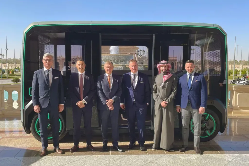 Saudi Arabian Investor Tasaru Mobility to Acquire Significant Stake in Benteler's Holon Mover