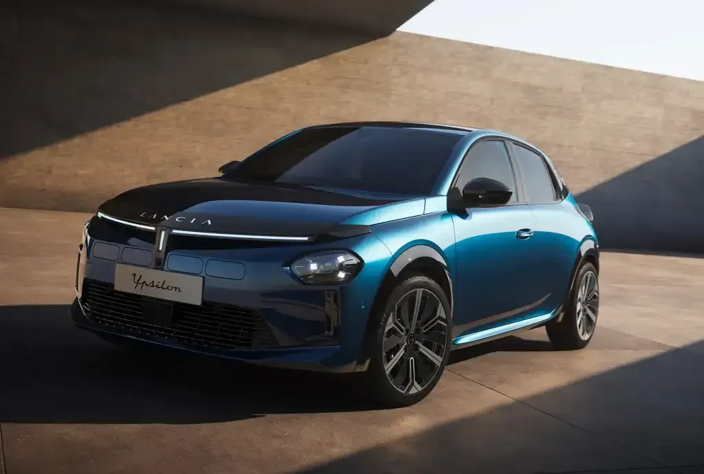 Lancia stages comeback in Europe with new Ypsilon urban EV