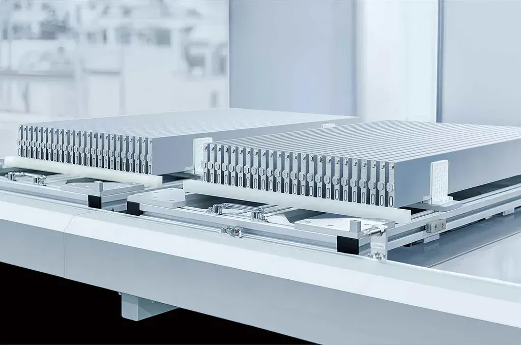 BorgWarner Secures Licensing Deal with BYD for LFP Blade Batteries