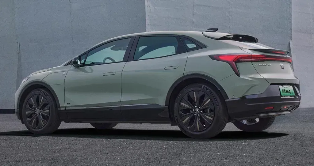 Buick Electra E4 in China Gets Price Cut to Compete in Electric SUV Market