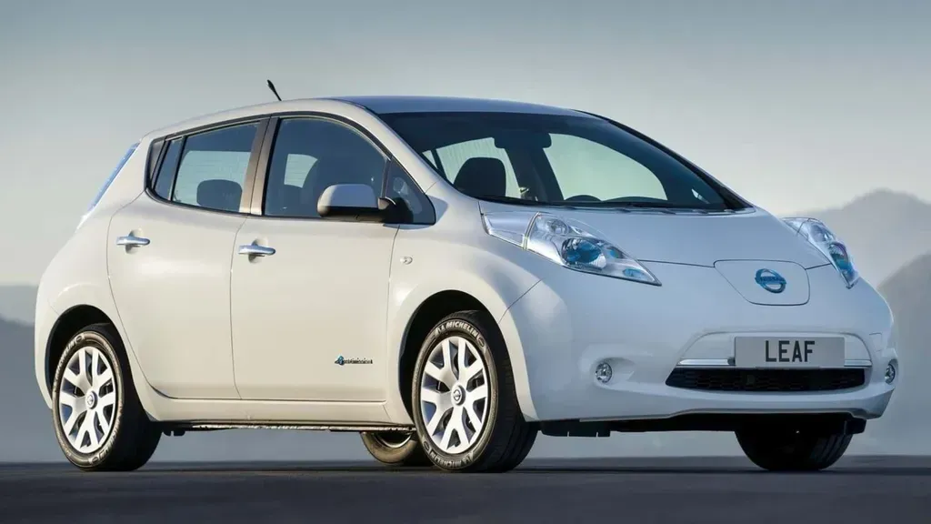 Nissan Leaf Owners Face Connectivity Issues Due to Network Shutdown