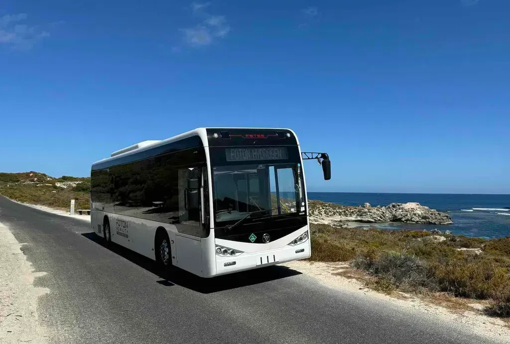 Foton Demonstrates Hydrogen Fuel Cell Bus on Rottnest Island Trial