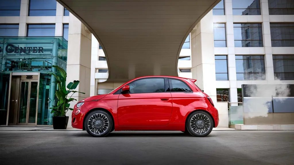 Fiat 500e Considered for Gas Engine Option in Response to EU Cybersecurity Law